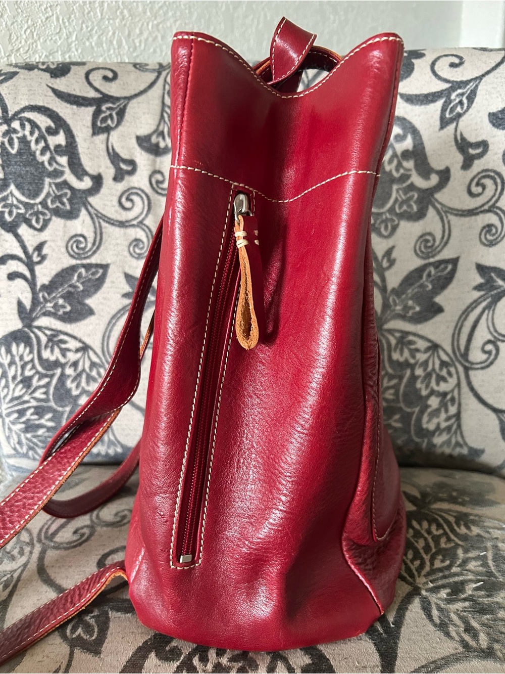 Sundance Red Leather Backpack Tote Convertible Bag like NEW - Picture 2 of 8
